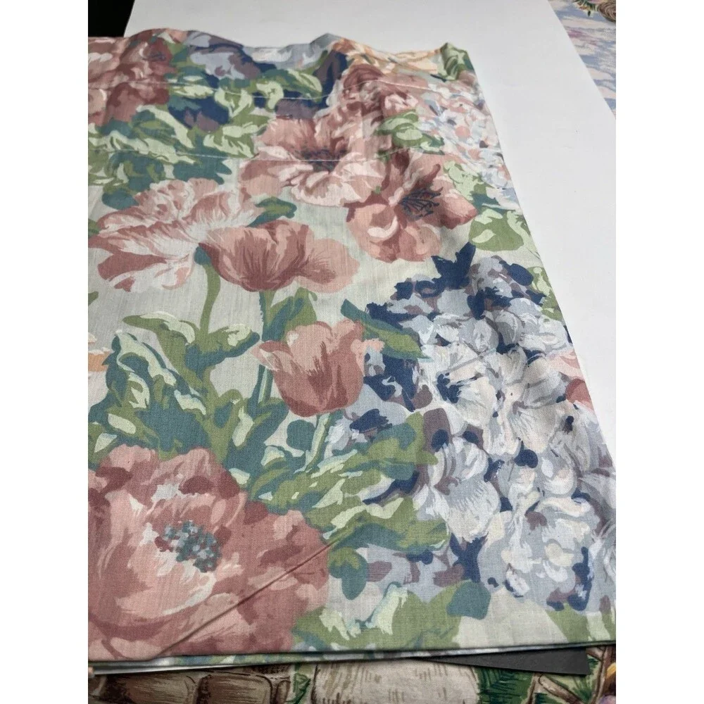Vtg Croscill Hydrangea Floral Window Valance 84x18” - USA
